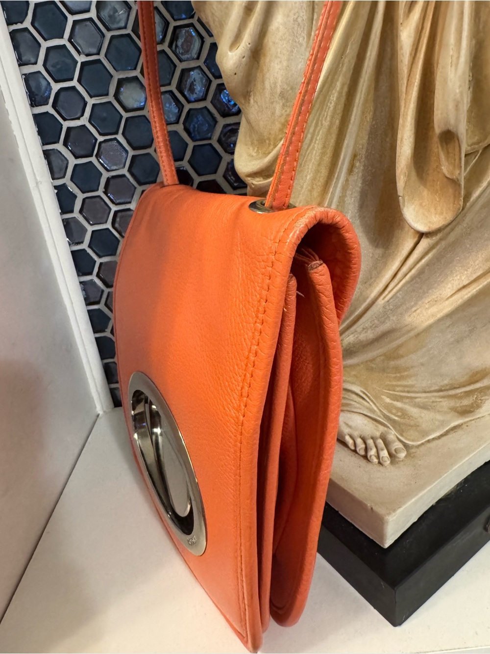 BODHI Vibrant Orange Leather Handbag - Registered Serial BBW00008696 - Picture 11 of 16